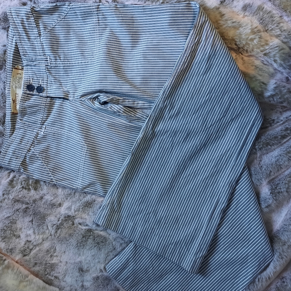 Hollister pants